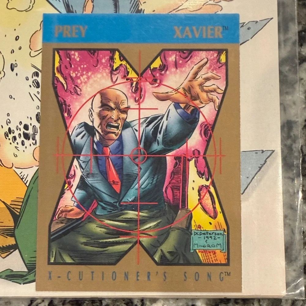 Marvel X-Men Comic with Prey Xavier Card - Blue and Yellow - Picture 2 of 4